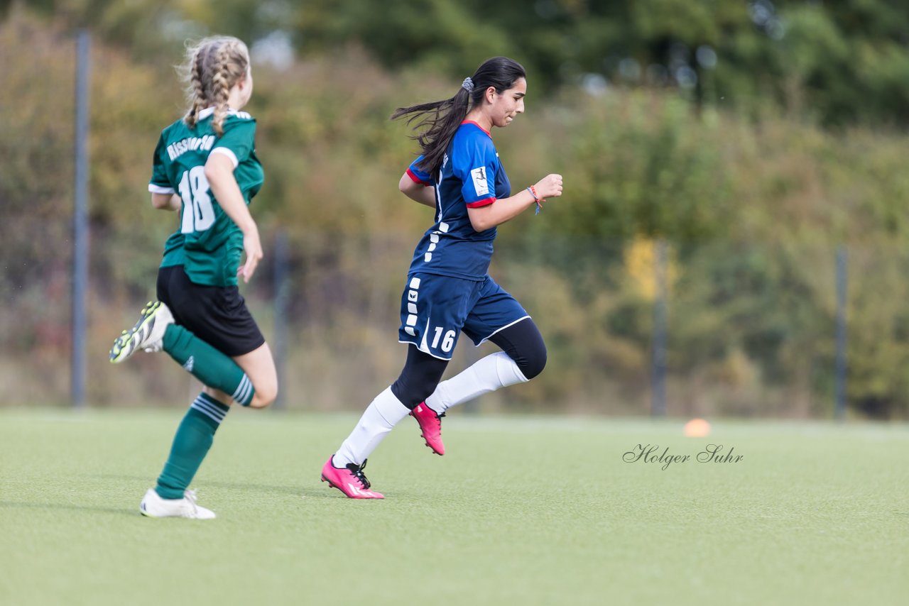 Bild 68 - wU19 Rissener SV - VfL Pinneberg : Ergebnis: 9:1